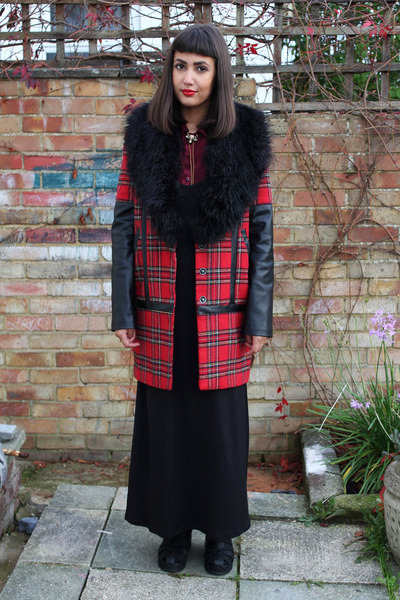 red tartan Primark coat - black Topshop boots