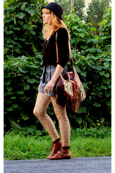 tights with shorts. Hamp;M tights - Pimkie shorts