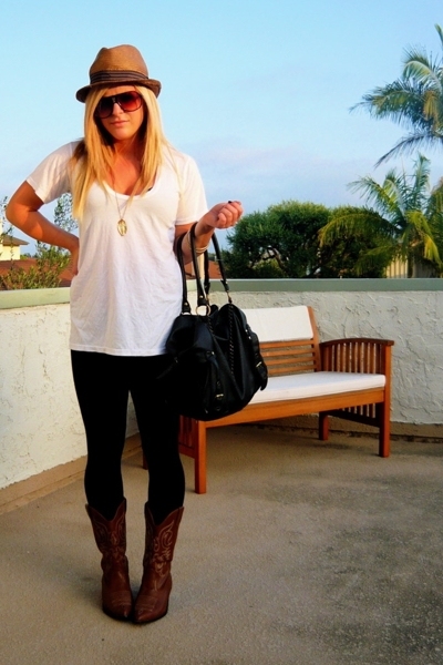Leggings+and+boots+pictures
