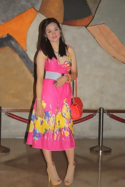 ... Lux dress - red Chanel bag - black Robinsons Department Store ... Lux dress - red Chanel bag - black Robinsons Department Store