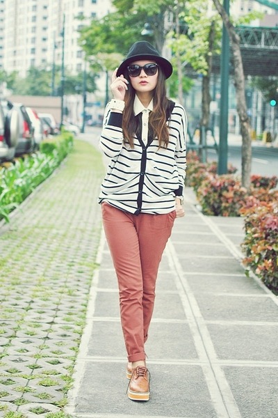 Chic Wide Shoes on Orange Prada Inspired Brogues Shoes Black Wide Brimmed Fedora Hat 400