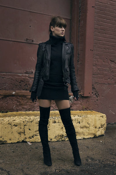 http://images3.chictopia.com/photos/melikadrouin/1518409667/black-zara-jacket-black-ruelle-dress-black-diesel-gloves-zara-boots_400.jpg