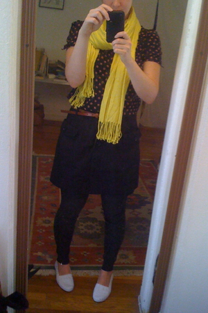 Target scarf - Uniqlo skirt - American Apparel leggings - Old Navy